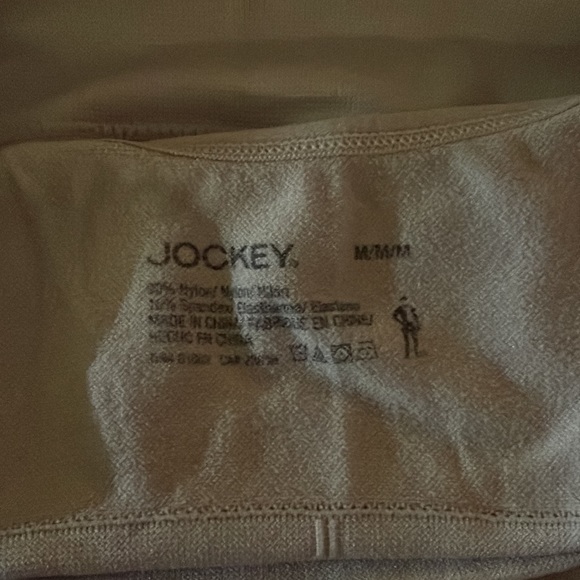 Women’s No-Show Bra (adjustable straps) - Picture 3 of 3